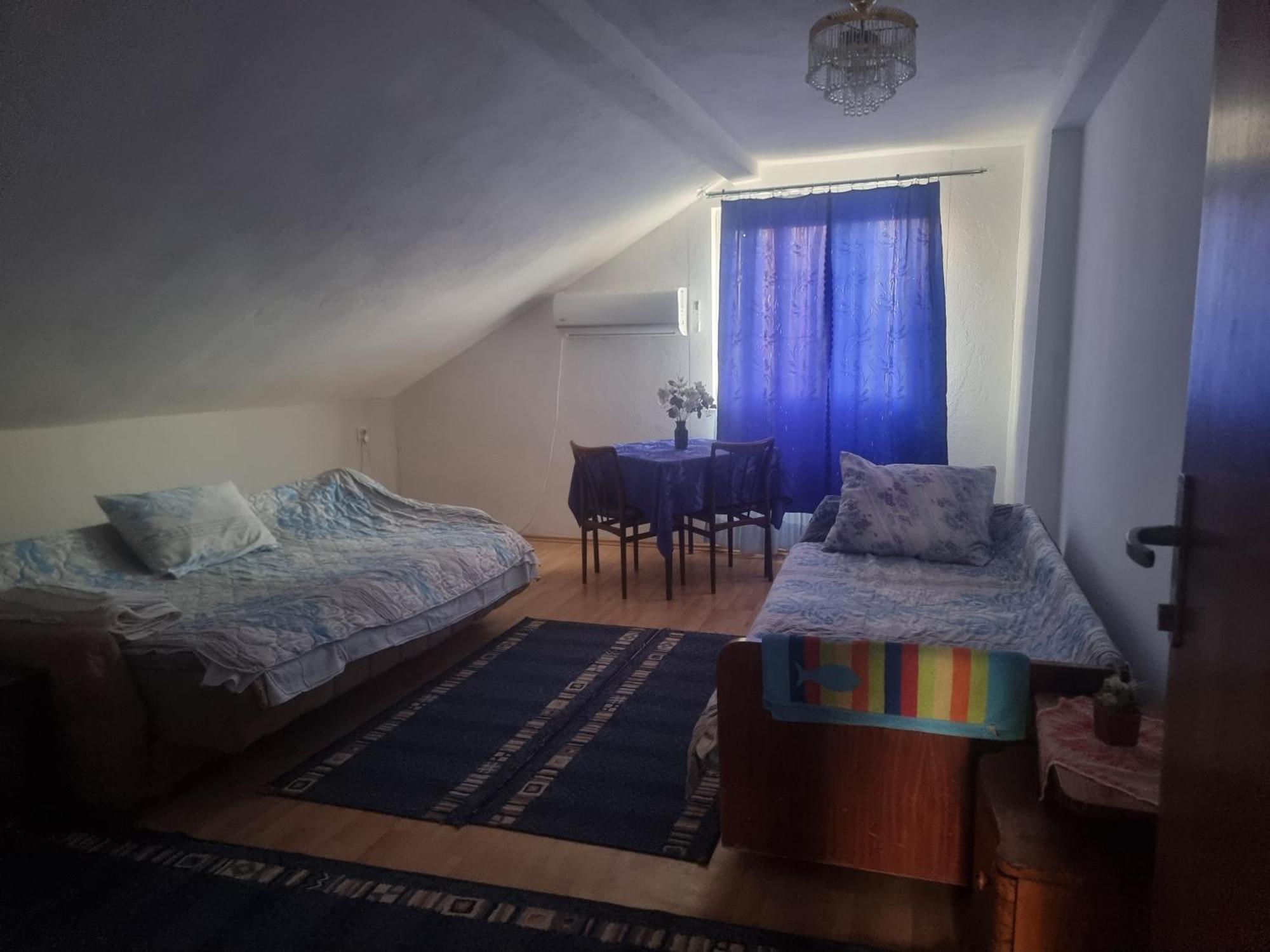 Guesthouse Sobi-Rooms Gradsko Exteriér fotografie